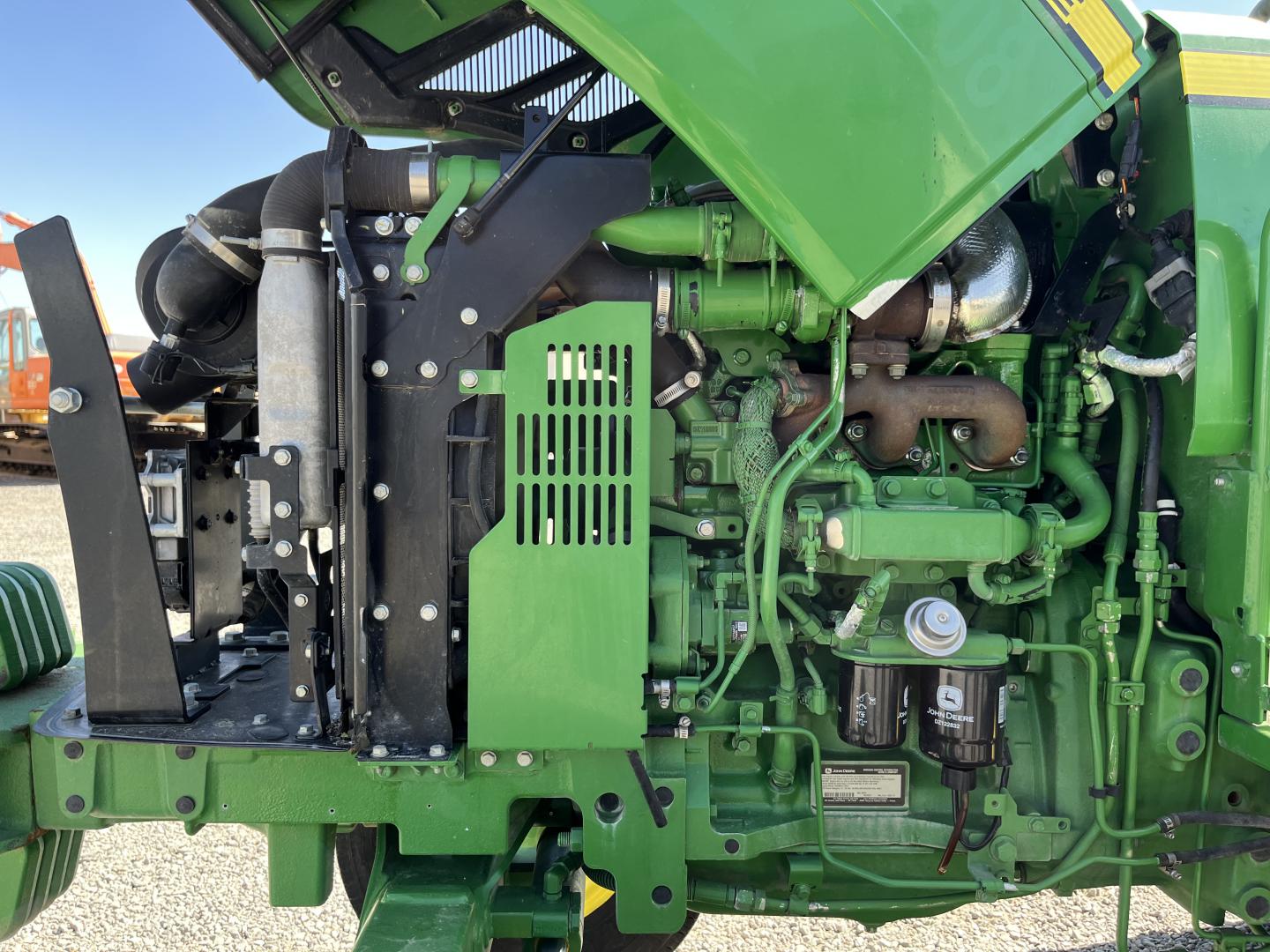 ./imagenes/INVOICE/2019/18008/JOHN DEERE 5050E (13).JPG